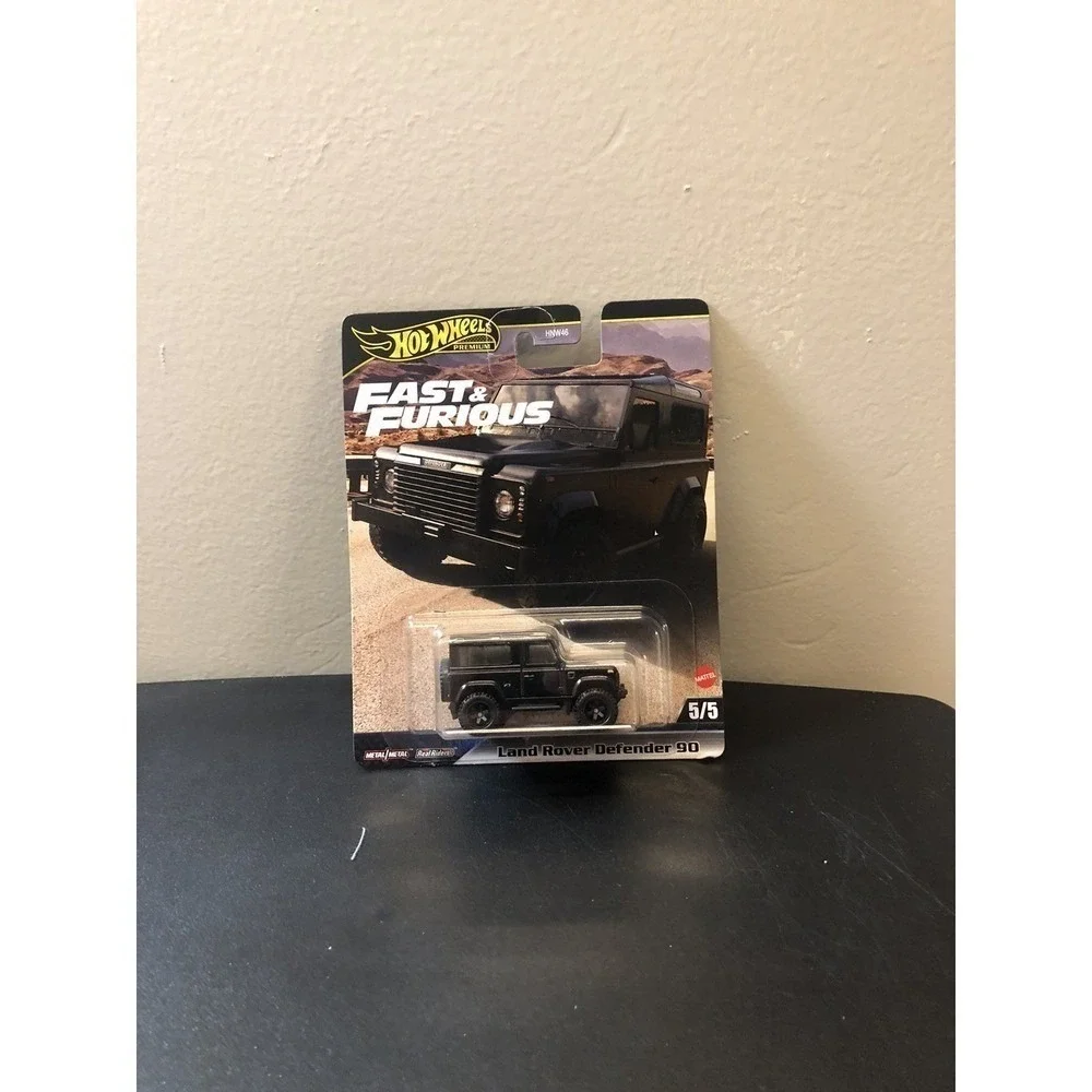 Hot Wheels Premium Fast & Furious Land Rover Defender 90 – Metal/Metal, Real Rid